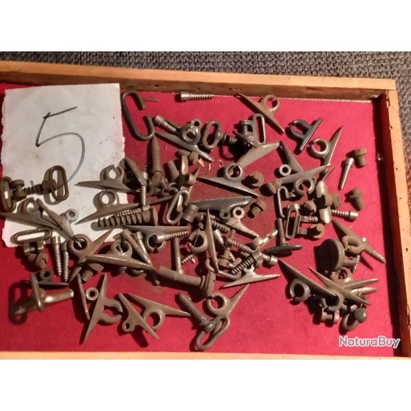 lot 5 - annueaux de bretelle / belieres  diverses formes visserie