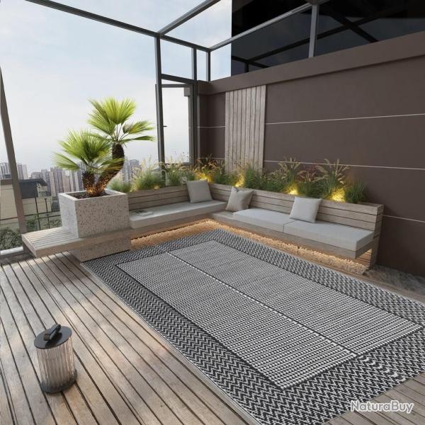 Tapis d'ext�rieur ARAKIL Noir 140x200 cm PP
