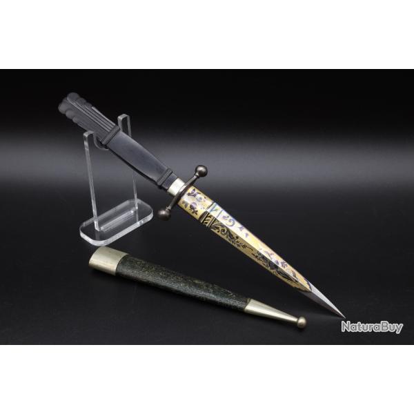 Dague d'Art Franaise avec Lame Bleue et Dore