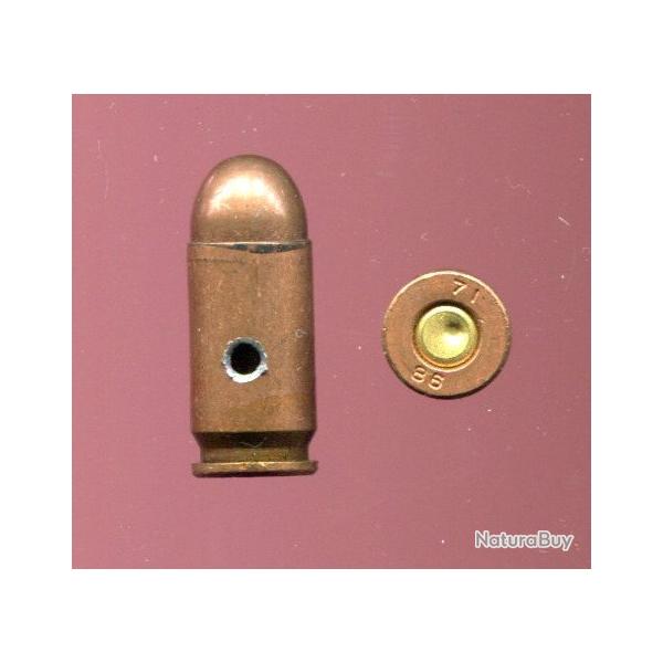 9 x 18 Makarov - Chine Populaire  - marquage : 71 86 - �tui et balle acier cuivr�