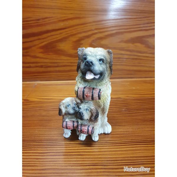 Figurine Chien Saint-Bernard avec deux chiots rare vintage