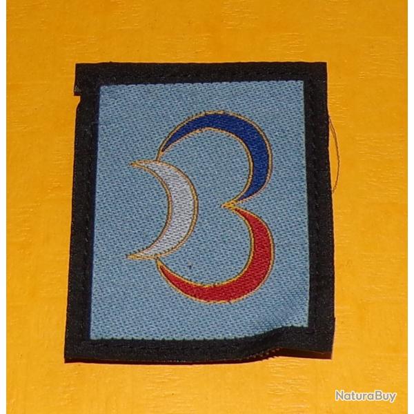 3� DIVISION D'INFANTERIE , INSIGNE D'EPAULE EN TISSU , OBSOLETE POUR COLLECTION��,DIMENSION 68 MM X