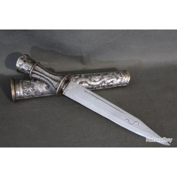Dague tout acier - Bhoutan ou Tibet, milieu 20�me