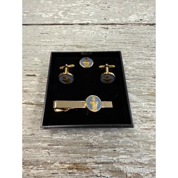 Pinces cravate et boutons de manchette