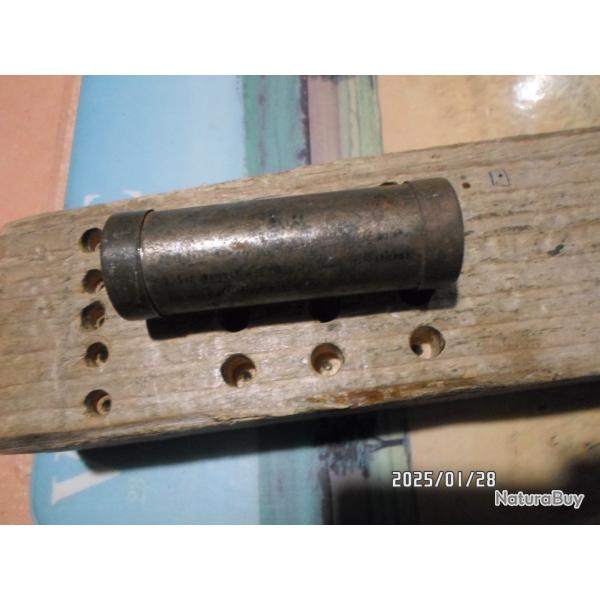 TUBE PRODUIT DE CAMOUFFLAGE US