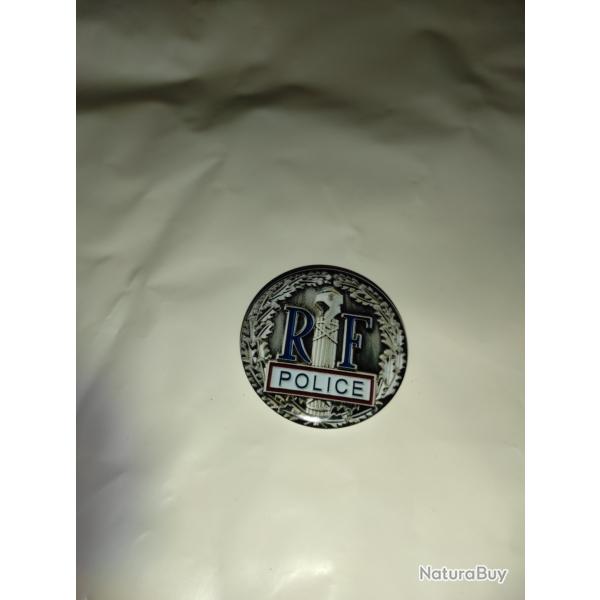 Broche rf police nationale