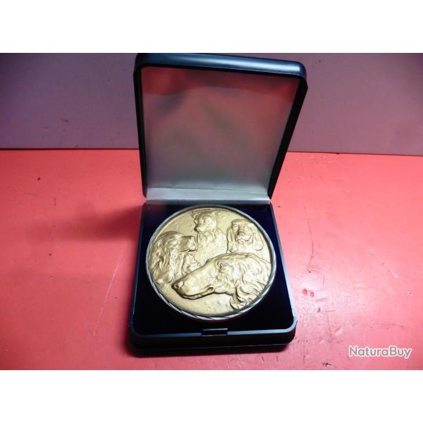 Lot 5 de 1 Plaque m�daille de table (Chien ) -Diam�tre 70 mm avec �crin