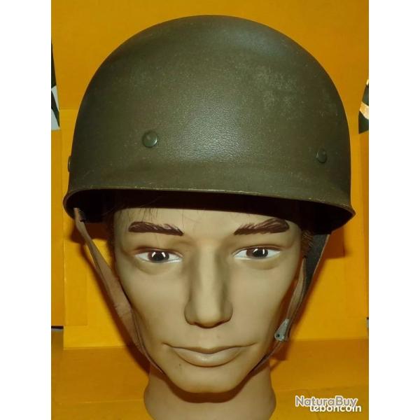 CASQUE MILITAIRE LEGER DE L'ARMEE B.W ALLEMAGNE DE L'OUEST TYPE O.T.A.N , U.S , TAILLE 56-58,PEU SE