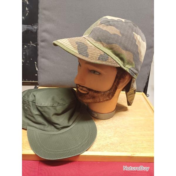 Lot de 2 casquettes militaires � identifier - taille 58
