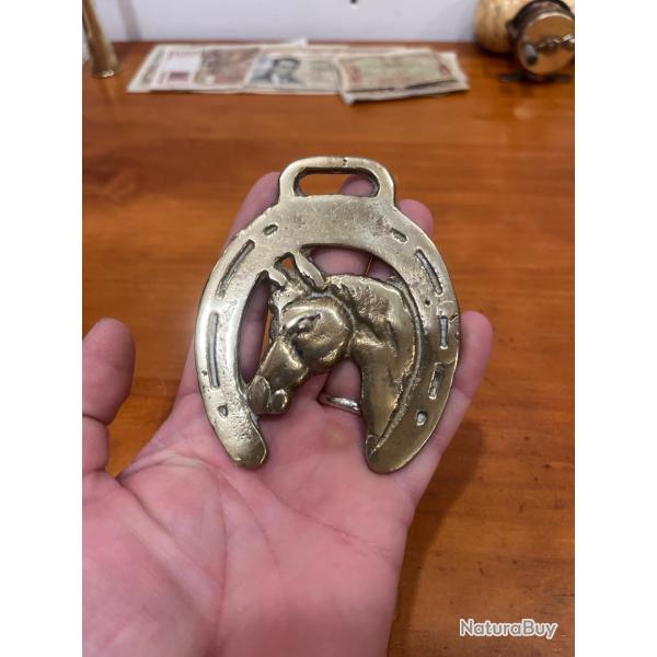 Ornement de harnais en laiton