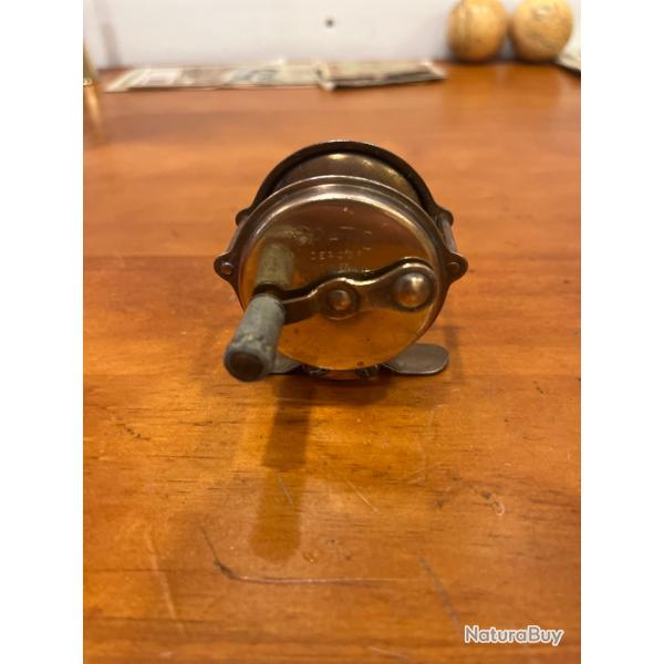 Moulinet ancien PRATIC en laiton massif