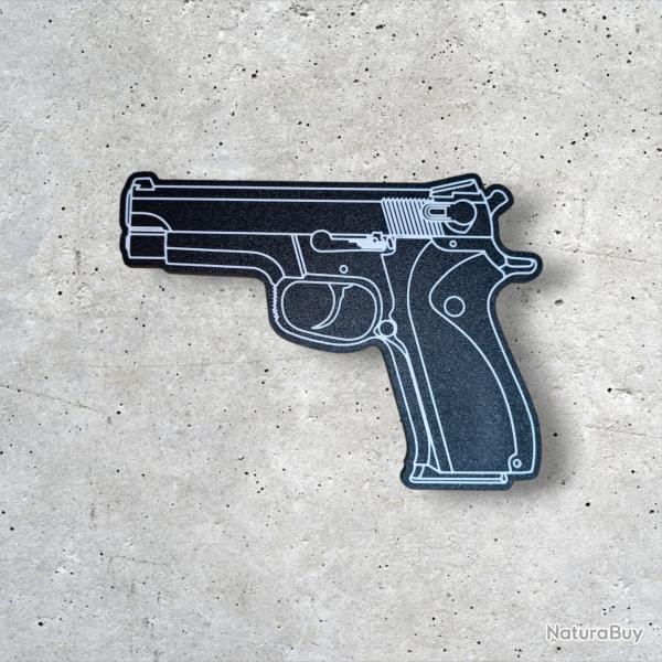 D�coration Murale Smith & Wesson Model 5906 - Silhouette d'Arme Noir et Blanc - Fabriqu� en France