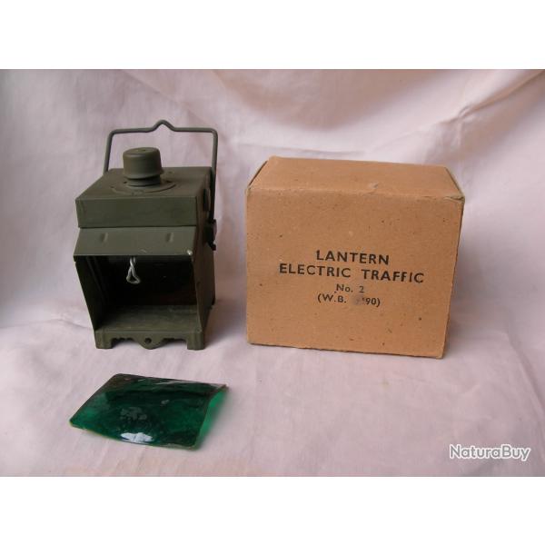 WW2 ANGLETERRE LAMPE/LANTERNE NEUVE DE SIGNALISATION ANGLAISE MILITAIRE ET SON EMBALLAGE