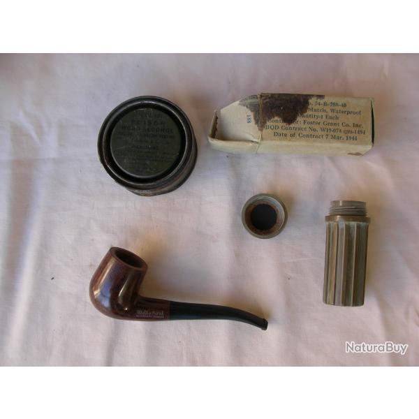 WW2 US LOT FUMEUR MILITAIRE AMRICAIN PIPE ET BOITE ALLUMETTES ETANCHE EMBALLAGE ET COMBUSTIBLE 4