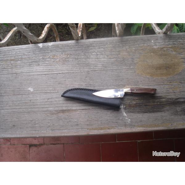 joli couteau provenance inconnue