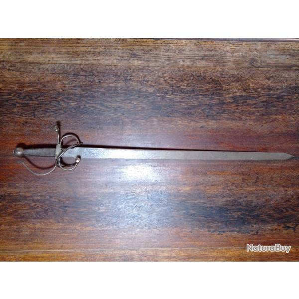 Grande Epe de style renaissance ou fin moyen ge - dcoration - fabrication espagnole 20e - BE