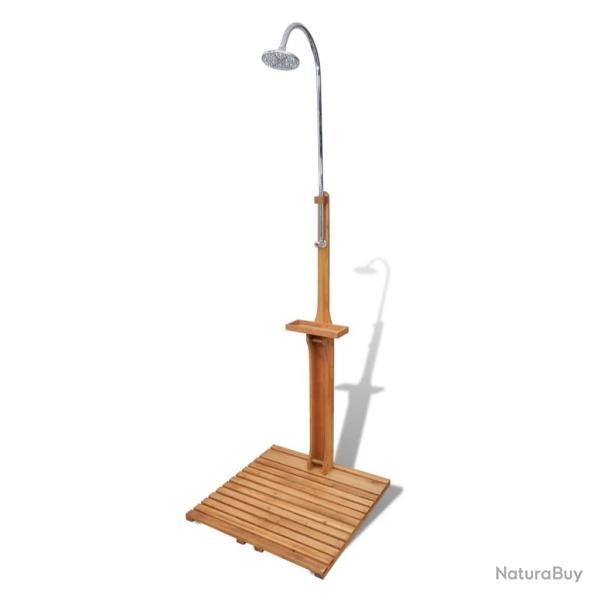 Douche de jardin en bois