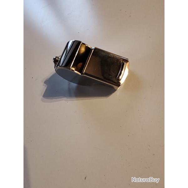 SIFFLET METAL TYPE "MP"