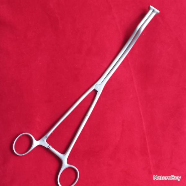 pince m�dical de museux en titane  tr�s bon �tat / pas neuve  31 cm