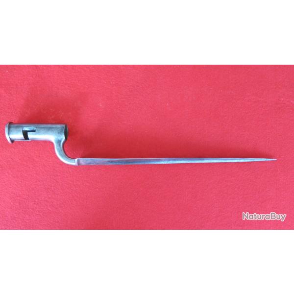 84a - Baonnette  douille pour cadet ou carabine de type Brown Bess