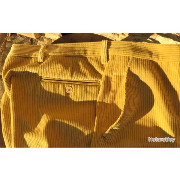 PANTALON VELOURS NEUF  HAUT DE GAMME DESTOCKAGE