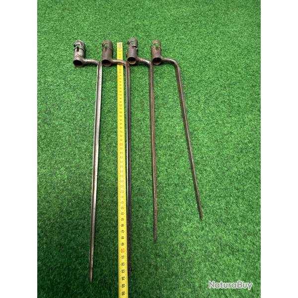 1 LOT  DE 4  BAIONNETTES A DOUILLE SANS BAGUES   1822 /1847  EN L'�TAT DES PHOTOS  N� 2