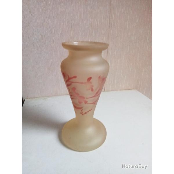 vase ancien sign� vianne hauteur 16 cm