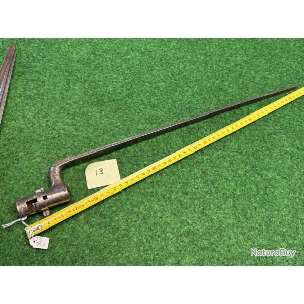 BAIONNETTE  A DOUILLE   MODLE 1822 / 1847  19 ME  N13