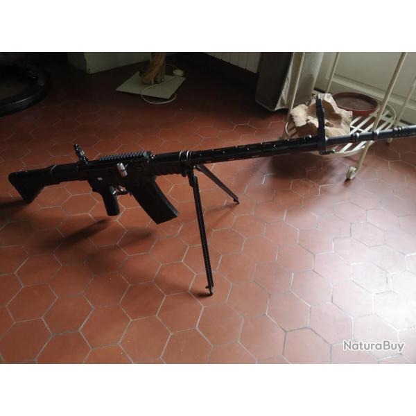 fusil mitrailleur STG 57 SIG