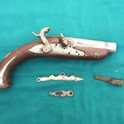 ...Pistolet &agrave; silex transform&eacute; percussion de Marine 1840 de   Nantes   ( Livr&eacute; par Happy post 11�)