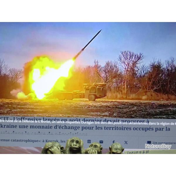 407- tr�s belle poire a poudre ancienne = d�cor d'un chien et 2 faisants