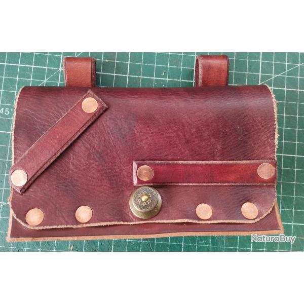 Pochette bushcraft cuir