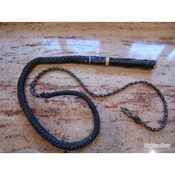 fouet de dressage en cuir