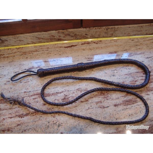 fouet de dressage en cuir en bon tat