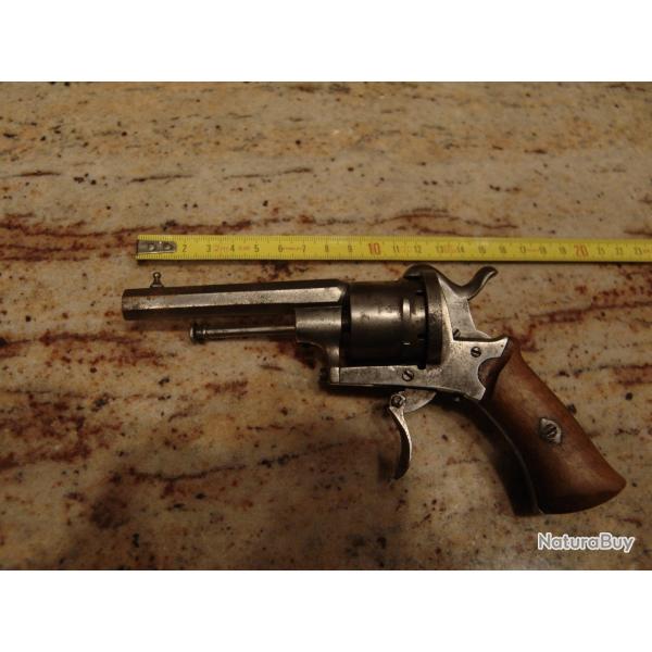 revolver ancien a broche (n1)
