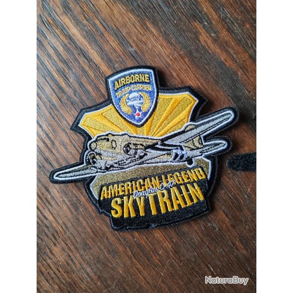 INSIGNE TISSU TYPE VELCRO "AMERICAN LEGEND SKYTRAIN"