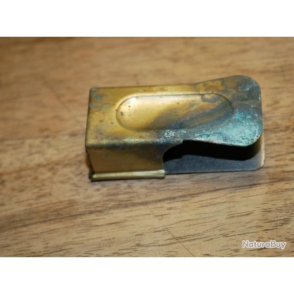 Criquet ancien identique � ceux utilis� lors du d�barquement en Normandie