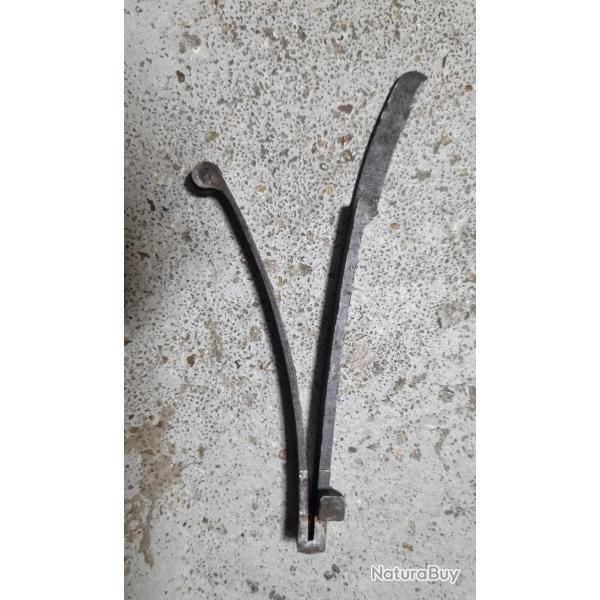 Grand ressort de revolver 1892 r�glementaire (516)