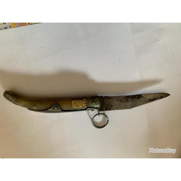 couteau corse a cran d'arret