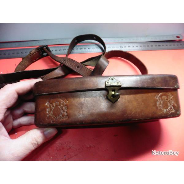 Ancienne cartouchi�re de chasse �poque Napol�on III Pour 20 cartouches de 16