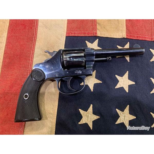 Revolver Colt New Police calibre 32 Smith & Wesson