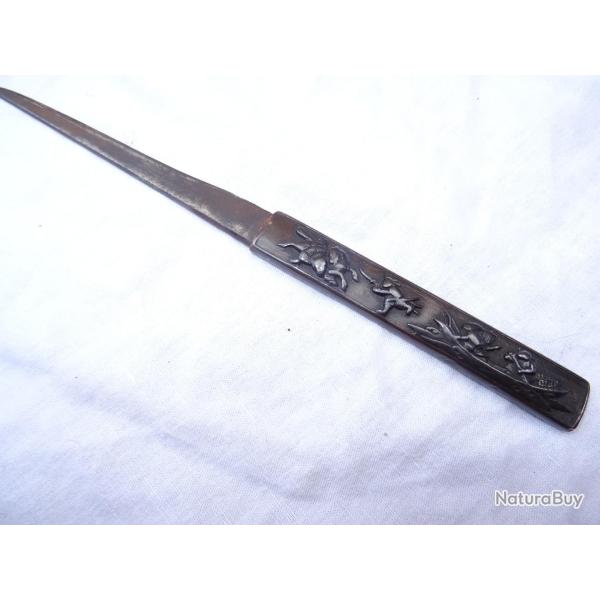 J116)  lot = vrai kozuka = pour sabre  japonais