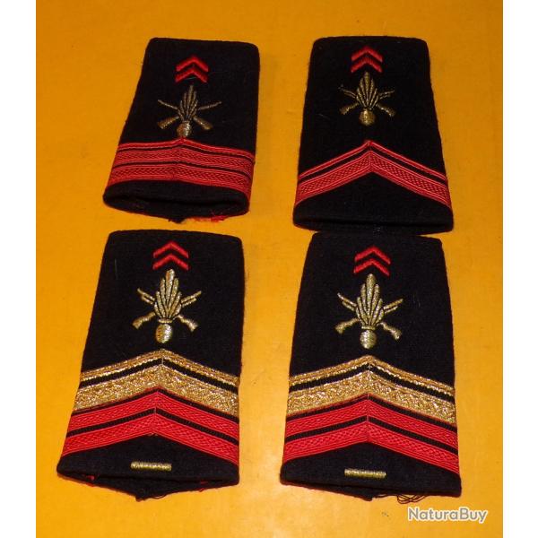 LOT FOURREAUX EPAULES DE L'INFANTERIE , MODELE ANCIEN , OBSOLETE POUR COLLECTION� ,BON ETAT VOIR PHO