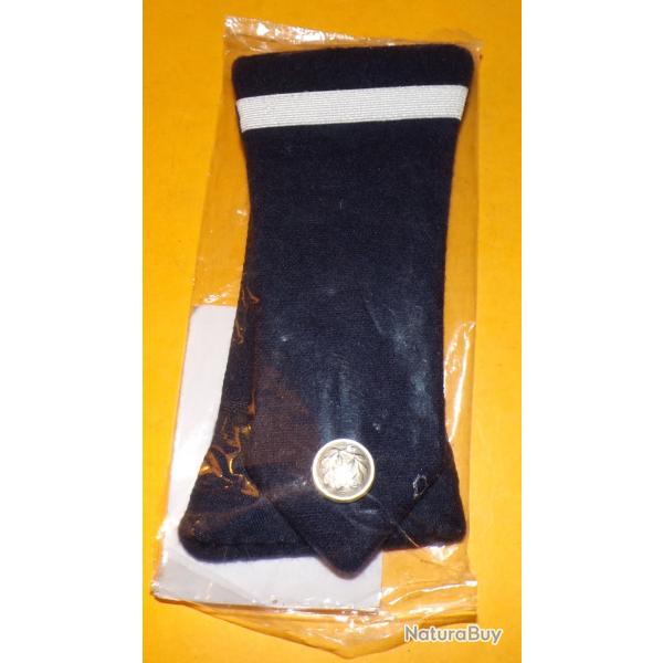 PAIRE EPAULETTES POLICE FABRICATION PAUL BOYE  , MODELE ANCIEN , OBSOLETE POUR COLLECTION� ,BON ETAT