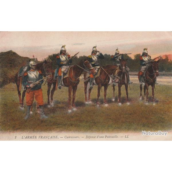 CPA - L'ARM�E FRAN�AISE -Cuirassiers -D�fense d'une Patrouille N�814