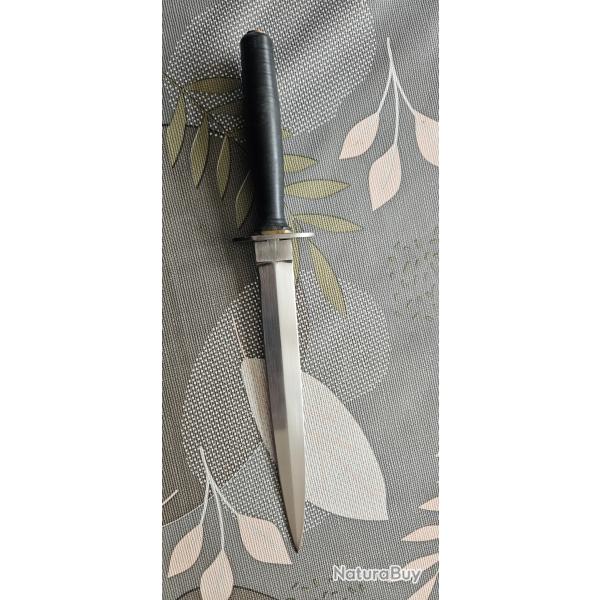 Dague militaire ou chasse