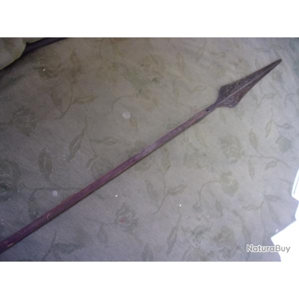 pointe de lance africaine  49  cm