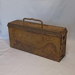 Caisse &agrave; munitions Mitrailleuse Allemande MG Camo sable dat&eacute;e 41 WW2