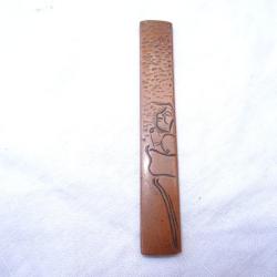J118)  lot = vrai kozuka = pour sabre  japonais ( sign&eacute; rare )