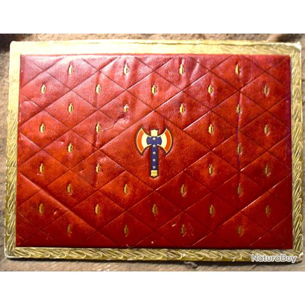 PETAIN / SOUS MAIN MARECHALISTE